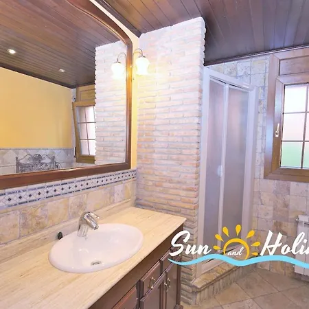 Villa Bruna With Pool R027